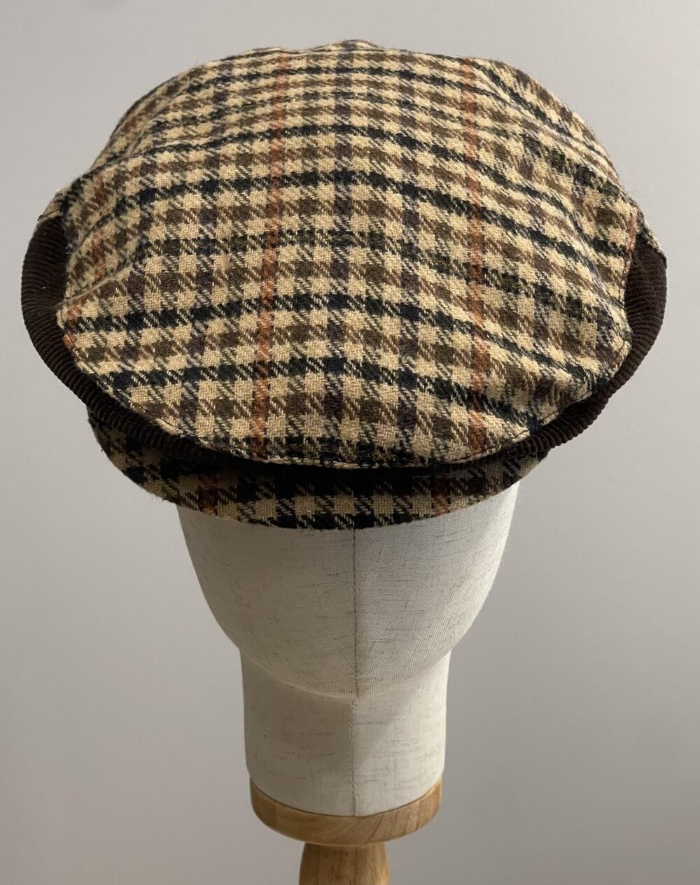 VTG GAP Hat Cap Flat Mens L Beige Plaid Tweed Corduroy Snap Lined Wool Blend
